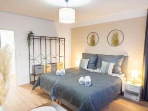 ImmoStay L# Ferienhaus- Balkon & Parkplatz, Wifi, TV4